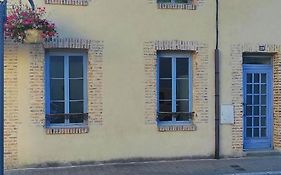 Aubigny Appartement Centre Ville 1E Etage